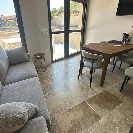 4 Pers. A - Piscine, Parking, Vue - Fr-1-309-530 Apartment Collioure